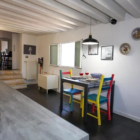 Apartment Charming Flat At Santa Teresa Old Town *