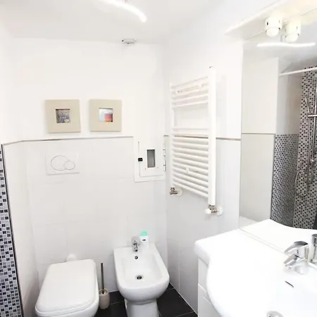 Apartment Charming Flat At Santa Teresa Old Town *