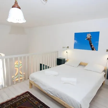 Apartment Charming Flat At Santa Teresa Old Town *