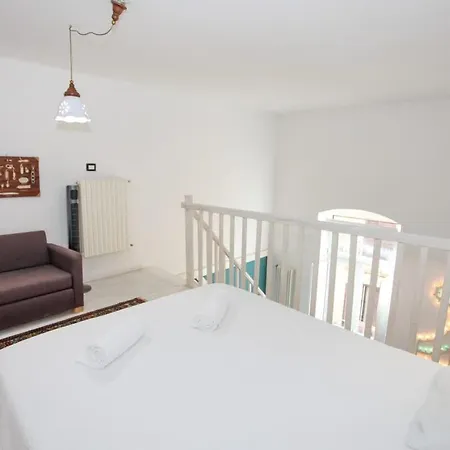 Apartment Charming Flat At Santa Teresa Old Town