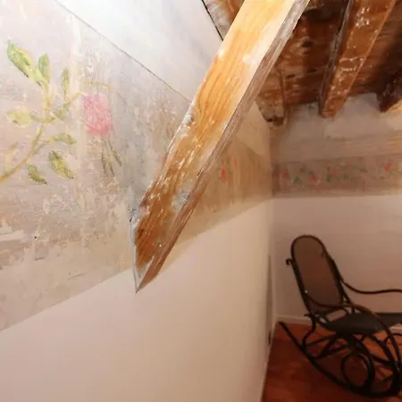 Apartment Charming Flat At Santa Teresa Old Town