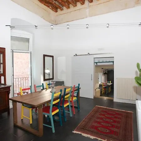 Apartment Charming Flat At Santa Teresa Old Town